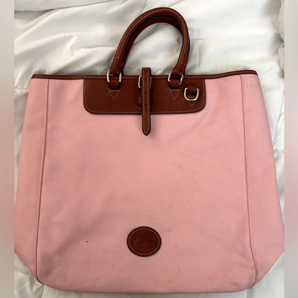 DOONEY & BOURKE Woman’s Nylon Messenger/Shoulder bag
